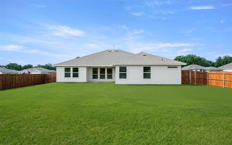 733 Stone Eagle Drive, Azle, TX 76020, 4 Bedrooms Bedrooms, ,2 BathroomsBathrooms,Residential,For Sale,733 Stone Eagle Drive,20967014