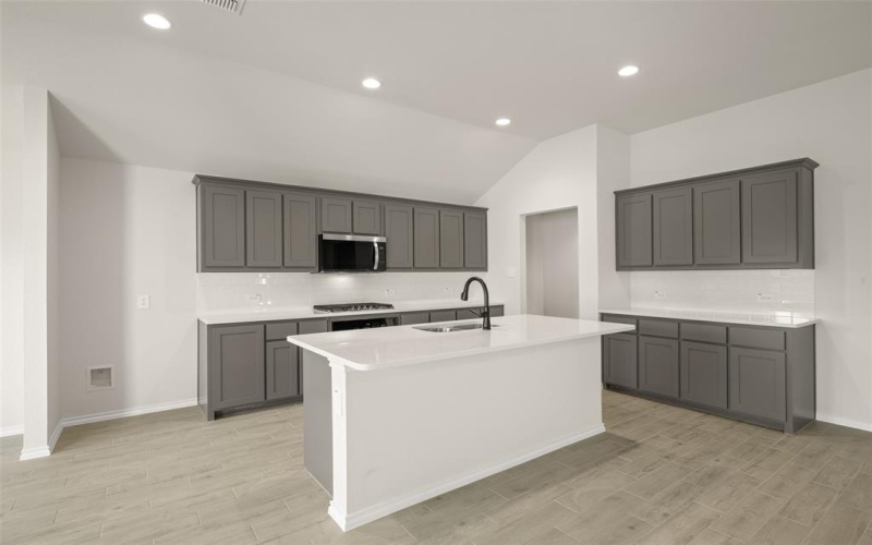 733 Stone Eagle Drive, Azle, TX 76020, 4 Bedrooms Bedrooms, ,2 BathroomsBathrooms,Residential,For Sale,733 Stone Eagle Drive,20967014