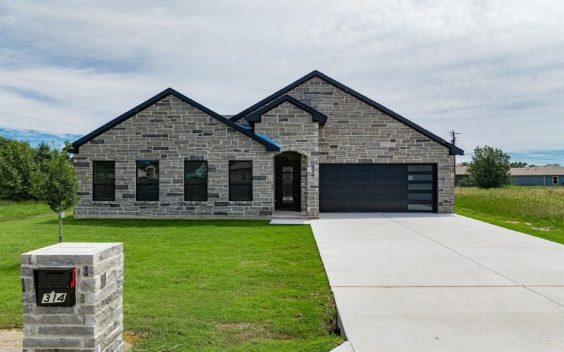 314 Rudder Road, Gun Barrel City, TX 75156, 4 Habitaciones Habitaciones , ,3 BañosBaños,Residential,En Venta,314 Rudder Road,20967019