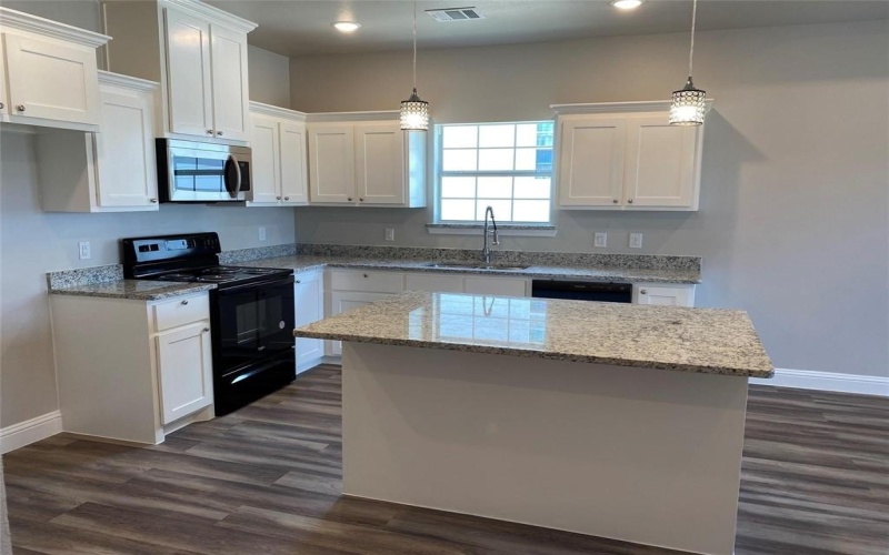 3215 Polk Street #B, Greenville, TX 75401, 3 Bedrooms Bedrooms, ,2 BathroomsBathrooms,Residential Lease,For Rent,3215 Polk Street,20967044