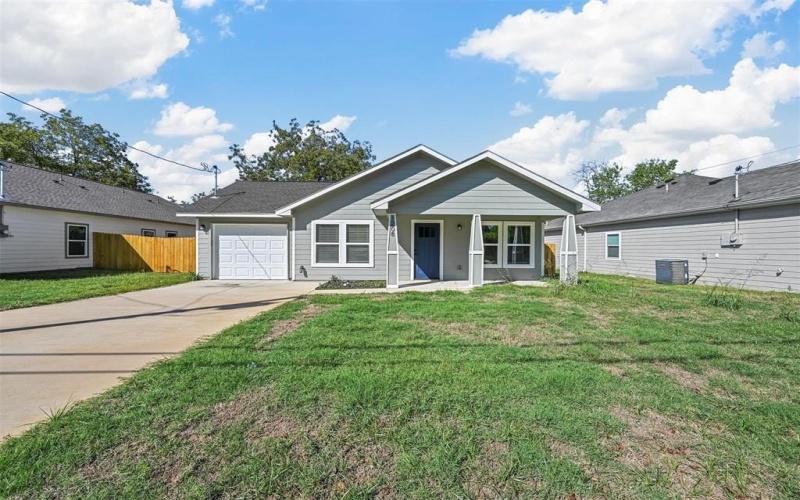 1208 Marshall Street, Greenville, TX 75401, 3 Bedrooms Bedrooms, ,2 BathroomsBathrooms,Residential Lease,For Rent,1208 Marshall Street,20967069