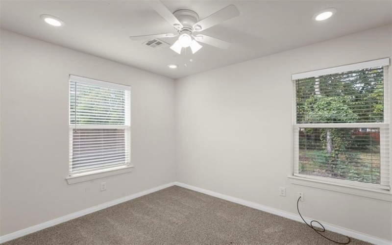 536 E Carter Street, Sherman, TX 75090, 3 Bedrooms Bedrooms, ,2 BathroomsBathrooms,Residential Lease,For Rent,536 E Carter Street,20967139
