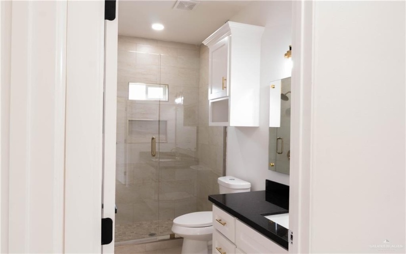 2221 N Woody Street, Edinburg, TX 78541, 3 Habitaciones Habitaciones , ,2 BañosBaños,Residential,En Venta,2221 N Woody Street,473114