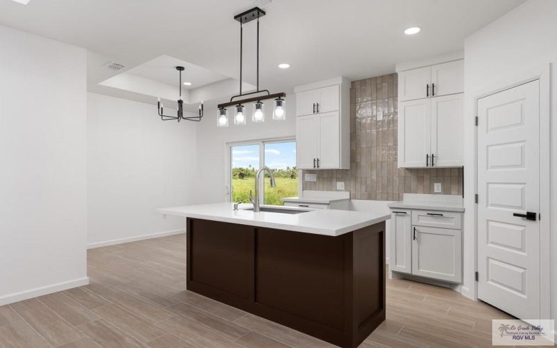 6081 DAKOTA ROSE CIR, BROWNSVILLE, TX 78521, 4 Habitaciones Habitaciones , ,2 BañosBaños,Residential,En Venta,6081 DAKOTA ROSE CIR,29765962