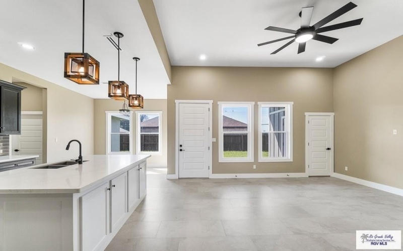 811 17TH ST., WESLACO, TX 78596, 3 Bedrooms Bedrooms, ,2 BathroomsBathrooms,Residential,For Sale,811 17TH ST.,29765964