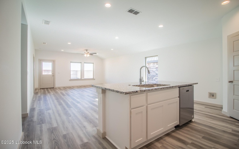 2328 149th Street, Lubbock, TX 79423, 4 Bedrooms Bedrooms, ,2 BathroomsBathrooms,Residential Lease,For Rent,2328 149th Street,202556200