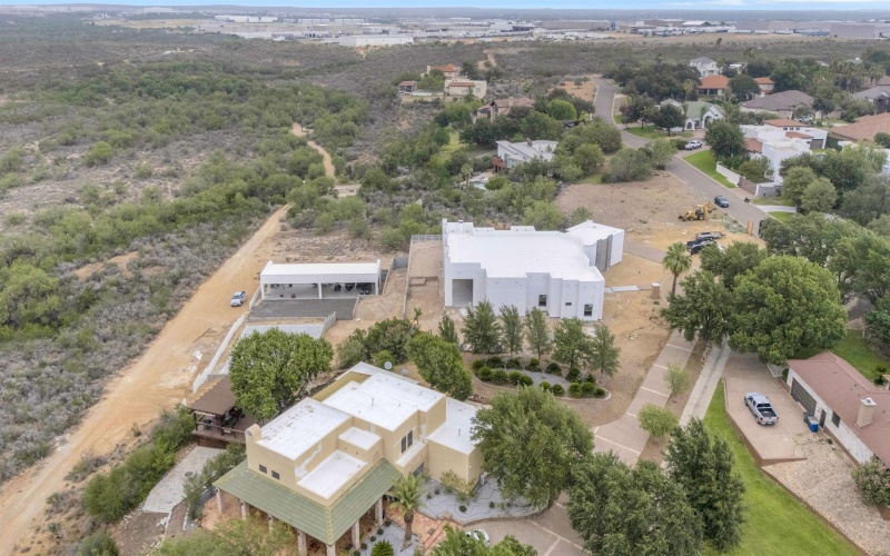 110 Song Bird Ln, LAREDO, TX 78045, 4 Bedrooms Bedrooms, ,3 BathroomsBathrooms,Residential,For Sale,110 Song Bird Ln,20252519