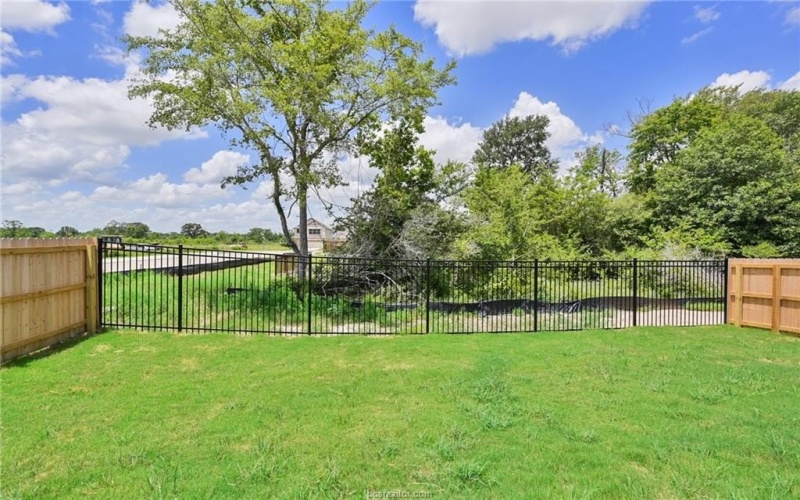 915 Lady Bird Lane, College Station, TX 77845, 3 Bedrooms Bedrooms, ,2 BathroomsBathrooms,Residential,For Sale,915 Lady Bird Lane,25004722