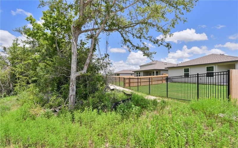 915 Lady Bird Lane, College Station, TX 77845, 3 Bedrooms Bedrooms, ,2 BathroomsBathrooms,Residential,For Sale,915 Lady Bird Lane,25004722