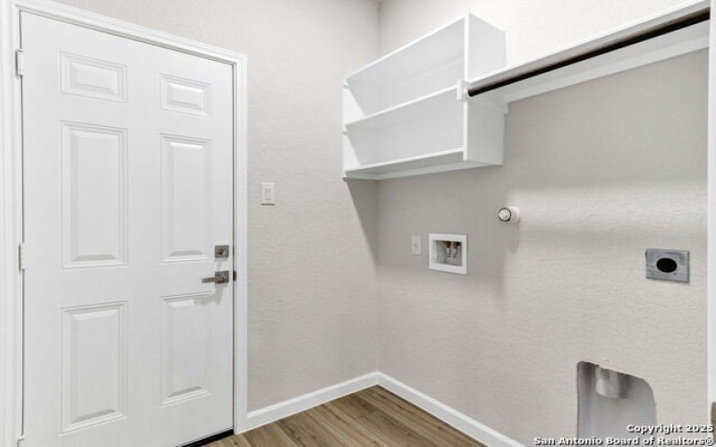 9911 Loma Alta Cir, Converse, TX 78109, 3 Habitaciones Habitaciones , ,2 BañosBaños,Residential,En Venta,9911 Loma Alta Cir,1875097