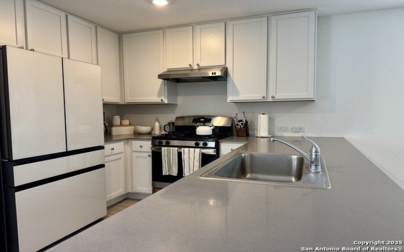 9839 Butte Crk, San Antonio, TX 78254, 4 Habitaciones Habitaciones , ,2 BañosBaños,Residential Lease,En Alquiler,9839 Butte Crk,1875110