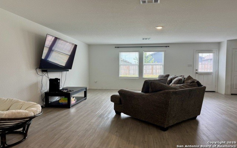 9839 Butte Crk, San Antonio, TX 78254, 4 Habitaciones Habitaciones , ,2 BañosBaños,Residential Lease,En Alquiler,9839 Butte Crk,1875110