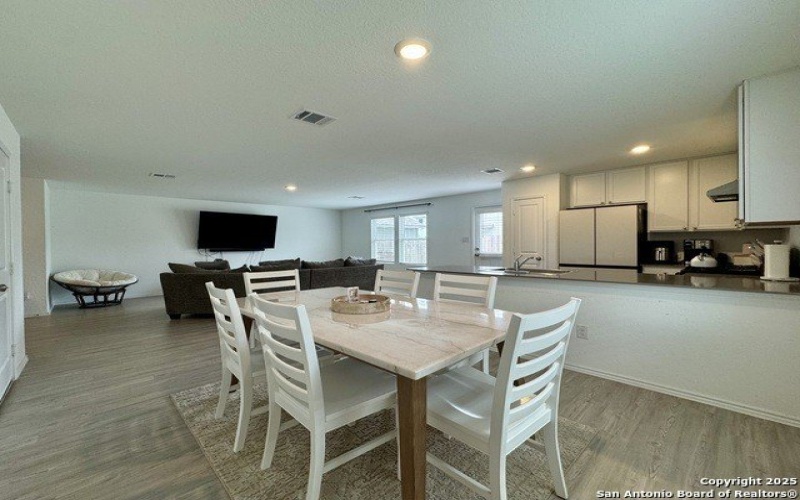 9839 Butte Crk, San Antonio, TX 78254, 4 Habitaciones Habitaciones , ,2 BañosBaños,Residential Lease,En Alquiler,9839 Butte Crk,1875110