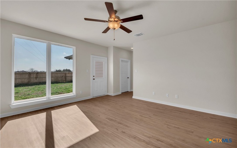 1045 Shelby Drive, Belton, TX 76513, 3 Bedrooms Bedrooms, ,2 BathroomsBathrooms,Residential,For Sale,1045 Shelby Drive,554073