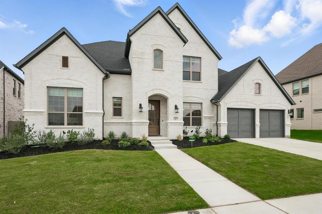 2009 Gathering Trail, Argyle, TX 76226, 5 Bedrooms Bedrooms, ,5 BathroomsBathrooms,Residential,For Sale,2009 Gathering Trail,20958669