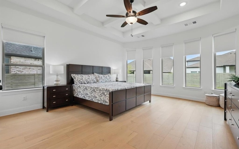 2009 Gathering Trail, Argyle, TX 76226, 5 Bedrooms Bedrooms, ,5 BathroomsBathrooms,Residential,For Sale,2009 Gathering Trail,20958669