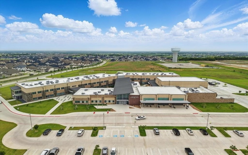 2009 Gathering Trail, Argyle, TX 76226, 5 Bedrooms Bedrooms, ,5 BathroomsBathrooms,Residential,For Sale,2009 Gathering Trail,20958669