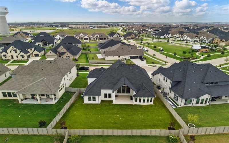 2009 Gathering Trail, Argyle, TX 76226, 5 Bedrooms Bedrooms, ,5 BathroomsBathrooms,Residential,For Sale,2009 Gathering Trail,20958669