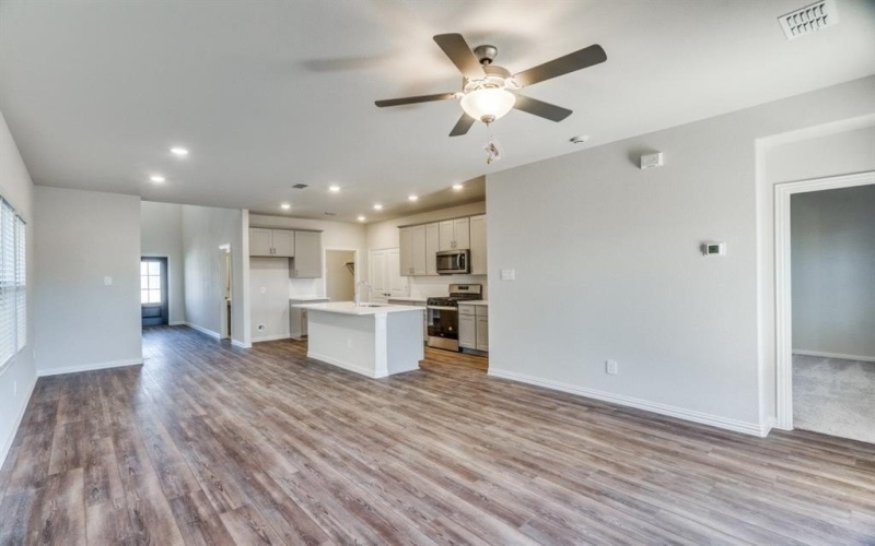 4802 Hunter Hurst Drive, McKinney, TX 75071, 4 Bedrooms Bedrooms, ,2 BathroomsBathrooms,Residential Lease,For Rent,4802 Hunter Hurst Drive,20961764