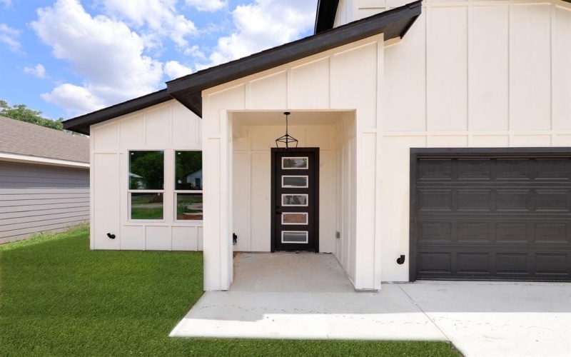 1032 E Arlington Avenue, Fort Worth, TX 76104, 4 Habitaciones Habitaciones , ,2 BañosBaños,Residential,En Venta,1032 E Arlington Avenue,20964581