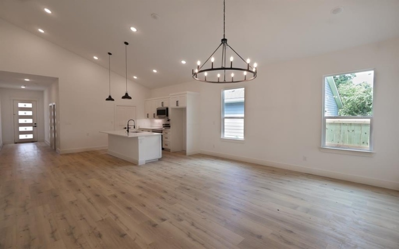 1032 E Arlington Avenue, Fort Worth, TX 76104, 4 Habitaciones Habitaciones , ,2 BañosBaños,Residential,En Venta,1032 E Arlington Avenue,20964581