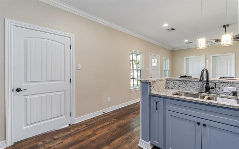 1440 W 1st Avenue, Corsicana, TX 75110, 3 Bedrooms Bedrooms, ,2 BathroomsBathrooms,Residential,For Sale,1440 W 1st Avenue,20965399