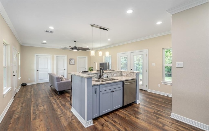 1440 W 1st Avenue, Corsicana, TX 75110, 3 Bedrooms Bedrooms, ,2 BathroomsBathrooms,Residential,For Sale,1440 W 1st Avenue,20965399