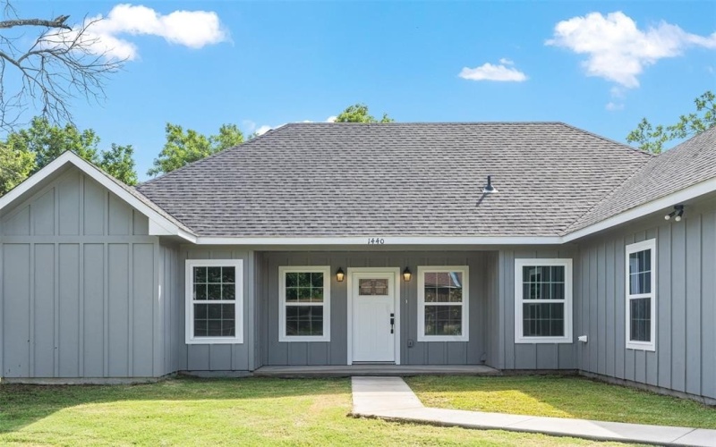 1440 W 1st Avenue, Corsicana, TX 75110, 3 Bedrooms Bedrooms, ,2 BathroomsBathrooms,Residential,For Sale,1440 W 1st Avenue,20965399