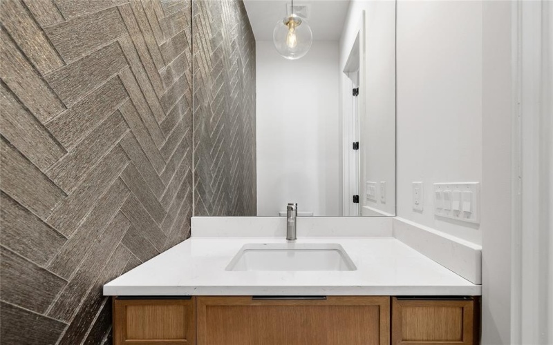 3884 Cortez Drive, Dallas, TX 75220, 5 Bedrooms Bedrooms, ,6 BathroomsBathrooms,Residential,For Sale,3884 Cortez Drive,20965537