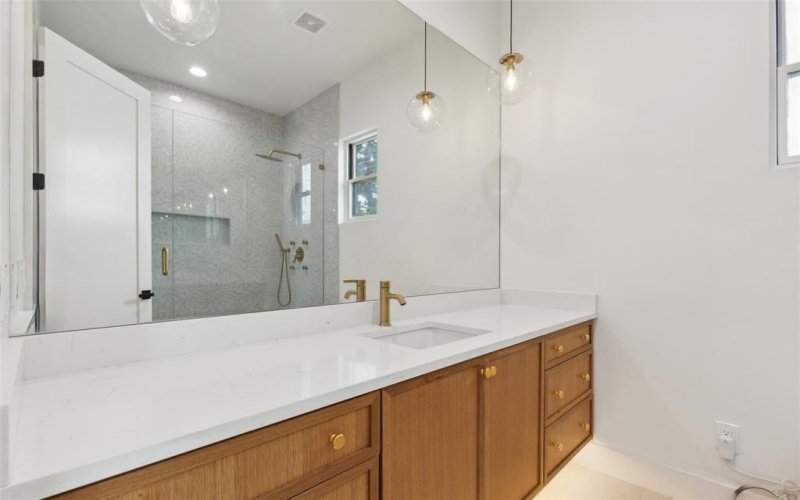 3884 Cortez Drive, Dallas, TX 75220, 5 Bedrooms Bedrooms, ,6 BathroomsBathrooms,Residential,For Sale,3884 Cortez Drive,20965537