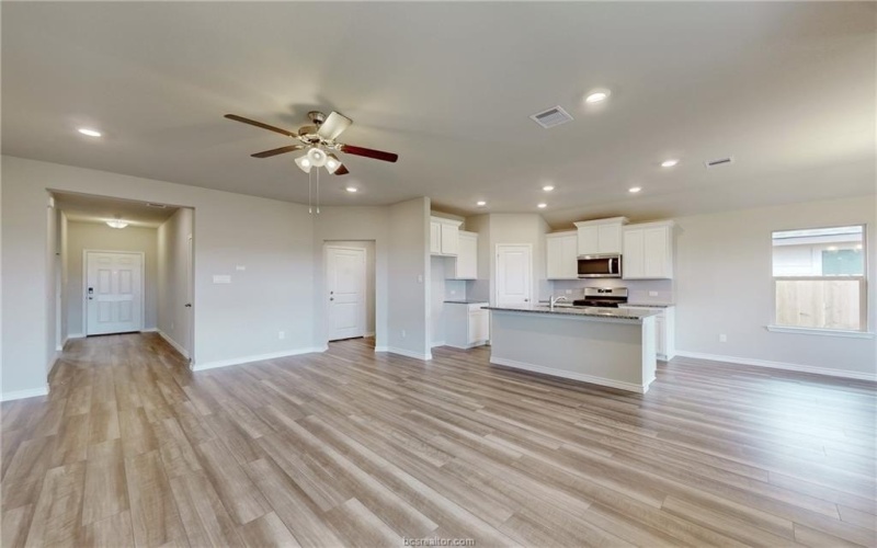 1141 Verona, College Station, TX 77845, 3 Bedrooms Bedrooms, ,2 BathroomsBathrooms,Residential Lease,For Rent,1141 Verona,25005437