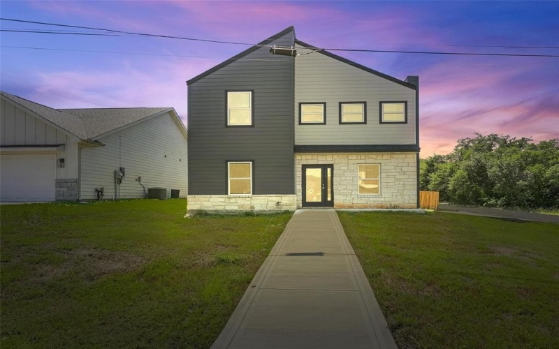 5114 Stoneridge Drive, Granbury, TX 76048, 4 Bedrooms Bedrooms, ,3 BathroomsBathrooms,Residential,For Sale,5114 Stoneridge Drive,20966068