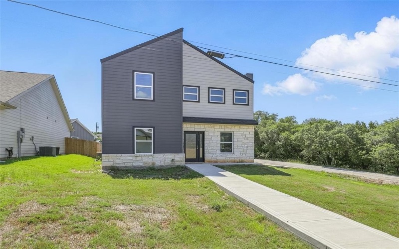 5114 Stoneridge Drive, Granbury, TX 76048, 4 Bedrooms Bedrooms, ,3 BathroomsBathrooms,Residential,For Sale,5114 Stoneridge Drive,20966068