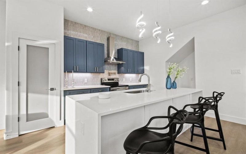 2503 Lawrence Street, Dallas, TX 75215, 3 Habitaciones Habitaciones , ,2 BañosBaños,Residential,En Venta,2503 Lawrence Street,20966122