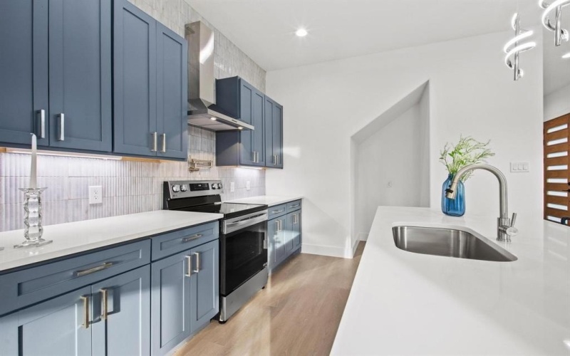 2503 Lawrence Street, Dallas, TX 75215, 3 Habitaciones Habitaciones , ,2 BañosBaños,Residential,En Venta,2503 Lawrence Street,20966122