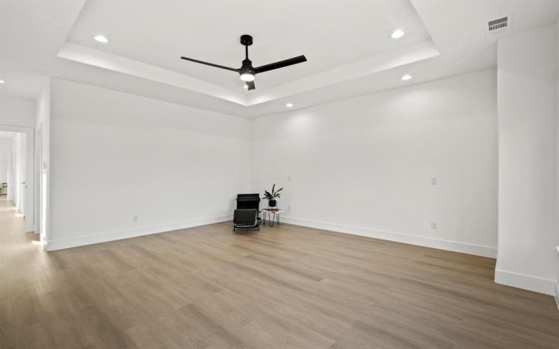 2503 Lawrence Street, Dallas, TX 75215, 3 Habitaciones Habitaciones , ,2 BañosBaños,Residential,En Venta,2503 Lawrence Street,20966122