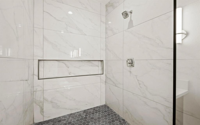 2503 Lawrence Street, Dallas, TX 75215, 3 Habitaciones Habitaciones , ,2 BañosBaños,Residential,En Venta,2503 Lawrence Street,20966122