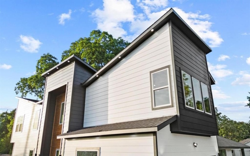 2503 Lawrence Street, Dallas, TX 75215, 3 Habitaciones Habitaciones , ,2 BañosBaños,Residential,En Venta,2503 Lawrence Street,20966122