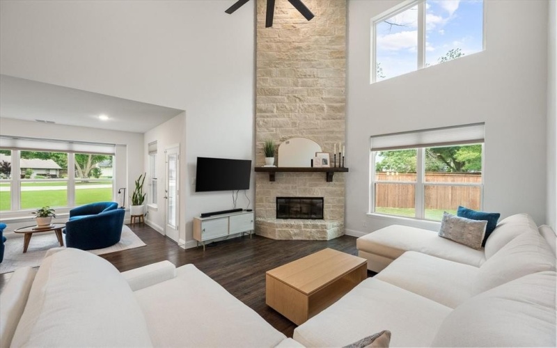 3603 High Drive, Grapevine, TX 76051, 4 Bedrooms Bedrooms, ,3 BathroomsBathrooms,Residential,For Sale,3603 High Drive,20966195