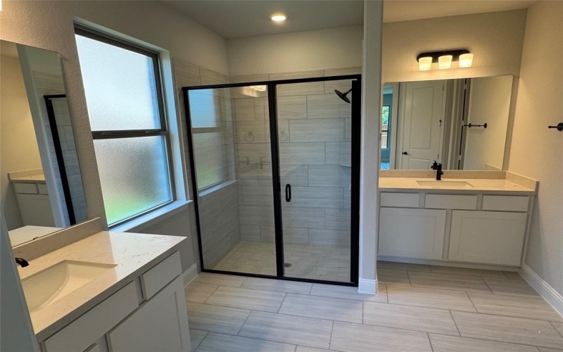 2209 Portsmouth Drive, McKinney, TX 75071, 5 Bedrooms Bedrooms, ,5 BathroomsBathrooms,Residential,For Sale,2209 Portsmouth Drive,20967237