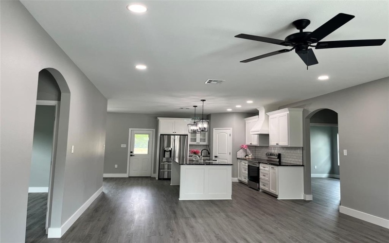 200 Garfield Street, McGregor, TX 76657, 3 Bedrooms Bedrooms, ,2 BathroomsBathrooms,Residential,For Sale,200 Garfield Street,20967297