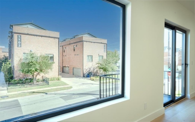 1905 Caddo Street, Dallas, TX 75206, 3 Bedrooms Bedrooms, ,3 BathroomsBathrooms,Residential Lease,For Rent,1905 Caddo Street,20967326