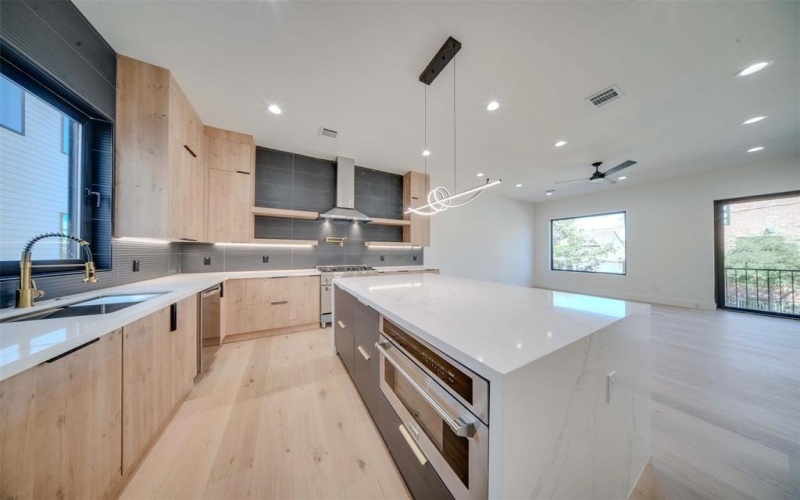 1905 Caddo Street, Dallas, TX 75206, 3 Bedrooms Bedrooms, ,3 BathroomsBathrooms,Residential Lease,For Rent,1905 Caddo Street,20967326