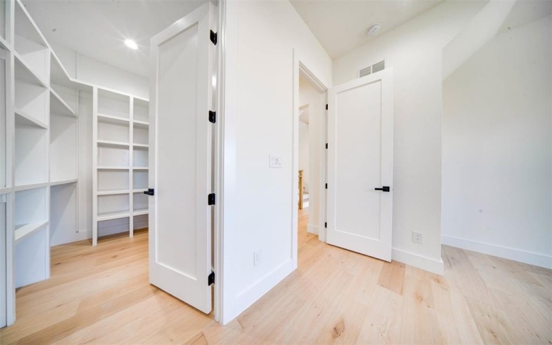 1905 Caddo Street, Dallas, TX 75206, 3 Bedrooms Bedrooms, ,3 BathroomsBathrooms,Residential Lease,For Rent,1905 Caddo Street,20967326