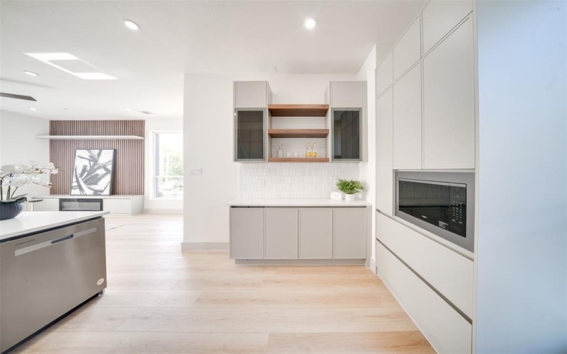 512 N Lancaster Street #12, Dallas, TX 75203, 3 Bedrooms Bedrooms, ,3 BathroomsBathrooms,Residential,For Sale,512 N Lancaster Street,20967347