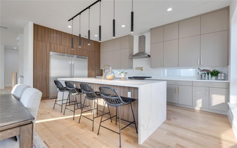 2336 N Carroll Avenue, Dallas, TX 75204, 4 Bedrooms Bedrooms, ,3 BathroomsBathrooms,Residential Lease,For Rent,2336 N Carroll Avenue,20967351