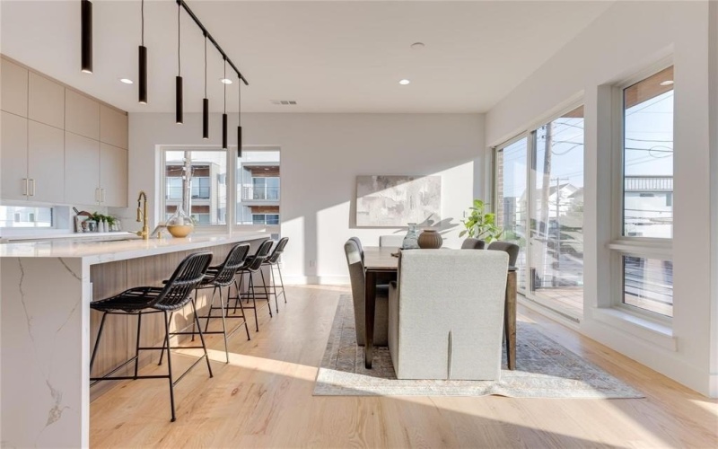 2336 N Carroll Avenue, Dallas, TX 75204, 4 Bedrooms Bedrooms, ,3 BathroomsBathrooms,Residential Lease,For Rent,2336 N Carroll Avenue,20967351