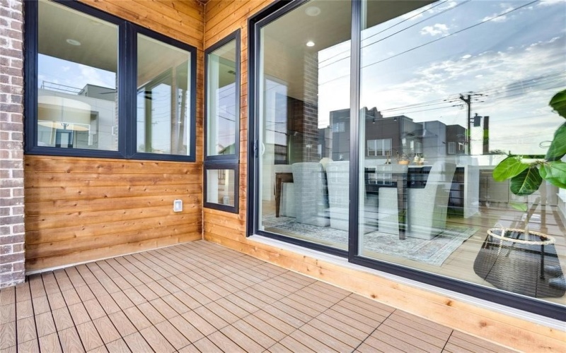 2336 N Carroll Avenue, Dallas, TX 75204, 4 Bedrooms Bedrooms, ,3 BathroomsBathrooms,Residential Lease,For Rent,2336 N Carroll Avenue,20967351