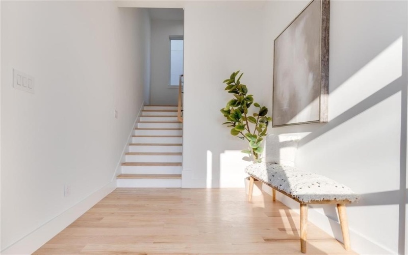 2336 N Carroll Avenue, Dallas, TX 75204, 4 Bedrooms Bedrooms, ,3 BathroomsBathrooms,Residential Lease,For Rent,2336 N Carroll Avenue,20967351