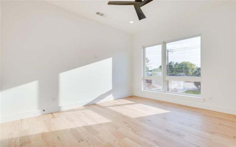 2336 N Carroll Avenue, Dallas, TX 75204, 4 Bedrooms Bedrooms, ,3 BathroomsBathrooms,Residential Lease,For Rent,2336 N Carroll Avenue,20967351